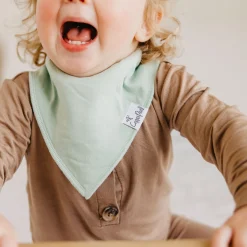 Bibs (4) - Leafs Haven