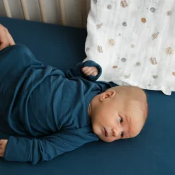 Cosmos Muslin Blanket