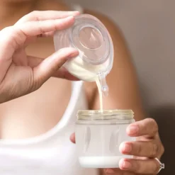 Haakaa Shell Wearable Silicone Breast Pump 120ml