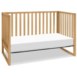 Hunter 3-in-1 Convertible Crib - Honey