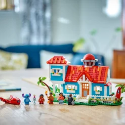 LEGO® ǀ Disney Lilo and Stitch Beach House