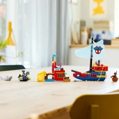 LEGO® ǀ Marvel Spidey And His Amazing Friends Team Spidey Pirate Ship