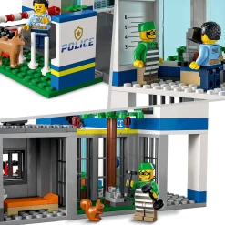LEGO® City Police Station