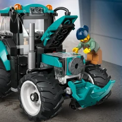LEGO® City Tractor