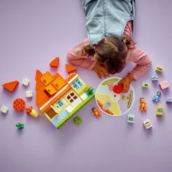 LEGO® DUPLO® Bluey: Bluey’s Family House with Memory Game