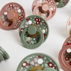 LIBERTY Pacifier Bibs 0-6m Set of 2 - Pine Mix (Size 1)