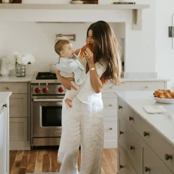 Long-sleeved Bib with integrated pocket 6-24m - Little bear