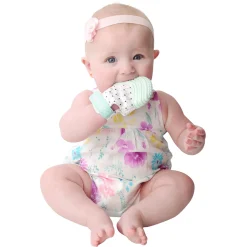 Munch Mitt - Mint Triangles