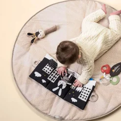 Newborn Black & White Kit 10 Pieces