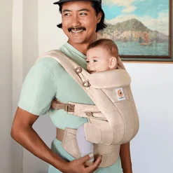 Omni Dream Baby Carrier - Natural Dots