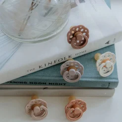 Pacifier Boheme (2) 6-18m - Vanilla (Size 2)