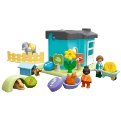 Playmobil Junior Animal Home with Treat Dispenser