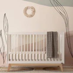 Soho 3-in-1 Convertible Crib - White / Natural