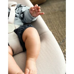 Stokke® Yoga™ Bouncer - Light Sand