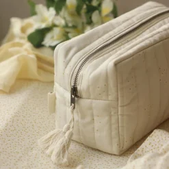 Travel Bag - Wild Chamomile