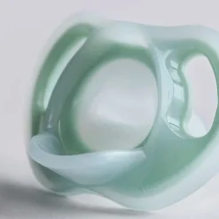 Ultra Light Pacifier 18-36 mon